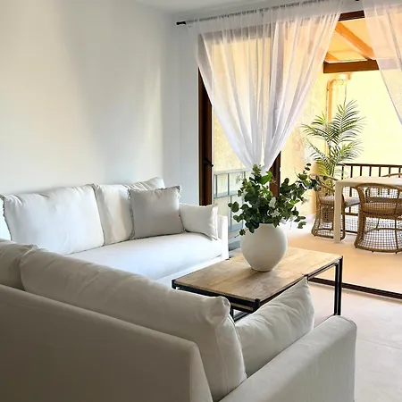 Mar & Relax شقة *